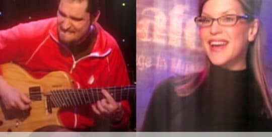 Live at Club Cafe Episode 9 features split screen of two music artists to preform on the stage of Club Cafe in Pittsburgh, Pennsylvania, Charlie Hunter on the left and Lisa Loeb on the right (video production by Merging Media).